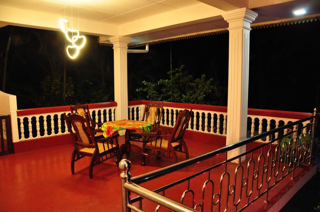 Polina Resort Хиккадува Экстерьер фото